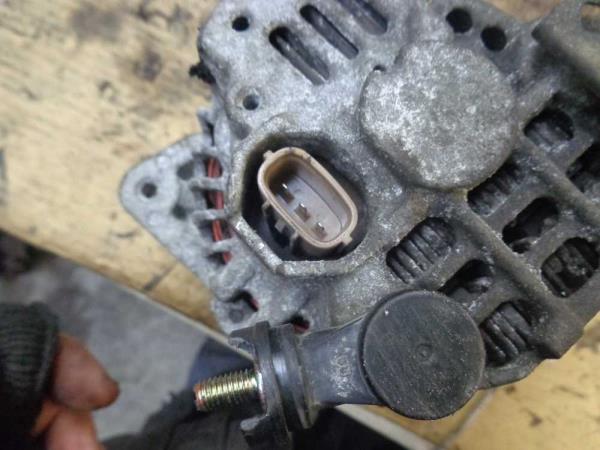 ALTERNATEUR 70AMP HONDA 1.4i / 1.6i - Vue 3